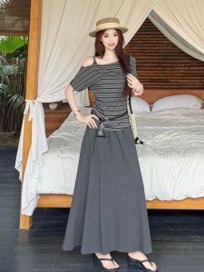 Oversized Striped Off-shoulder Suit