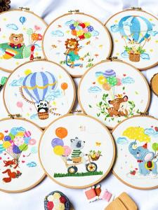 Embroidery Kit for Beginners Simple European Cartoon 3D Cross Stitch Handmade DIY Material Package Fabric Art Cross Stitch Set