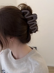 Jepit Rambut Wanita Motif Gelombang 11cm Jedai Gaya Korea