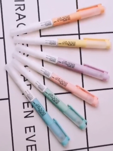 ไฮไลต์สามารถลบได้ 1 ชุด 6 สีเขียนดีสีสวยงามและง่ายต่อการลบ