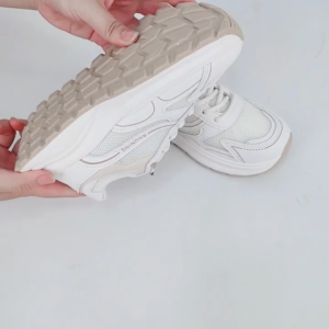 [BIISA COD] Sepatu Kika Free Boxes Sepatu Wanita Fashion Sneaker Model Terbaru Size ( 36-40 )