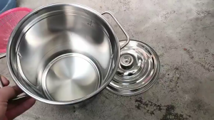 Premium Stainless Steel Stockpot with Lid - Induction Ready Heat-Resistant Dishwasher Safe