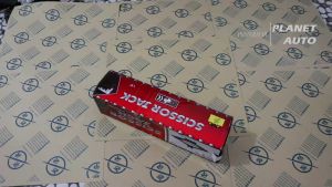 Dongkrak Mobil 1.5 Ton Model Jembatan Universal Hitam