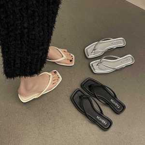 Fat Feet Wide plus Size Womens Shoes 41-43 Flip-Flops Womens Summer Outwear Flats Flip-Flops Internet Celebrity Seaside Sandals