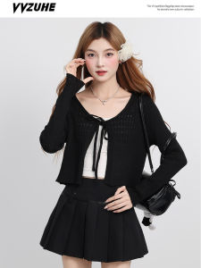 เสื้อคาร์ดิแกนเปิดคอวีสไตล์ฝรั่งเศสสำหรับผู้หญิง ฤดูร้อน 2025 เสื้อคลุมกันแดด ทรงหลวม แขนยาว สีพื้น ปกติ