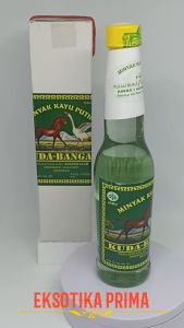 Minyak Kayu Putih cap Kuda Bangau 275 Ml
