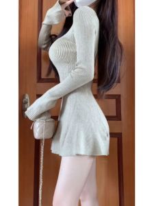CHANGTONG | Light & Mature Style Date Dress V-Neck Bell Sleeve Knit Dress