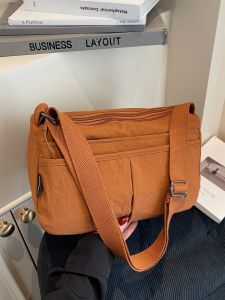 Womens Lightweight Casual Crossbody Bag Large Capacity Multi-Layer Single Shoulder Satchel Fashionable All-Match Backpack