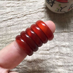 Red Agate Online Influencer Index Finger Ring Men and Womens Natal Year Elegant Jade Chalcedony Ring Couple Men and Women Jewelry