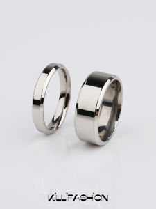 Glossy Titanium Steel Ring for Boys Hip-hop Cold Style Plain Simple Advanced Niche No Fading Mens Ring for Men