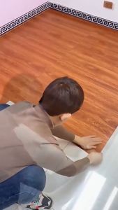 Wooden Vinyl Floor Stickers Self-adhesive PVC Vinyl Wood Tiles For Flooring 2mm thick 91X15cm