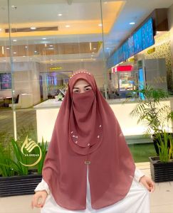 Simpel tapi Menarik Khimar Ameera Instan Belah Cadar karet