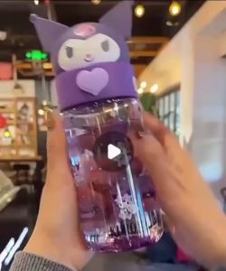 Botol Minum Anak  Sanrio dengan Tutup Squishy Transparan Anti Tumpah