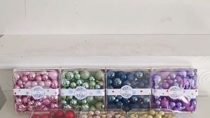 Hộp 44 trái châu trang trí Giáng sinh 3/4/5cm nhiều màu sắc đủ loại treo cây thông noel loại mới 2024