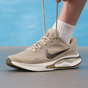 Nike | Giày Chạy Bộ Thoáng Khí Màng Lưới