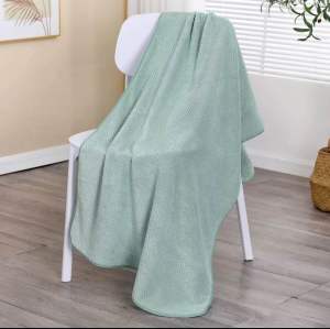 毛巾吸水速干不易掉毛女洗脸洗澡家用擦头发珊瑚绒比全棉纯棉柔软