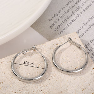 2025 Silver Plated Womens Metal Geometric Circles Fashion Cool Stylish Style Earring Design Simple And Elegant Holiday Gifts