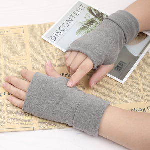 Fingerless gloves Keep warm lovers men and women winter half finger outdoor riding driving non-slip office writing new fashion