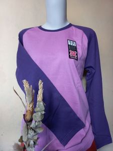 kaos warna ungu muda dengan ungu tua tangan panjang dan 7per8 wanita pria tebal adem nyaman murah