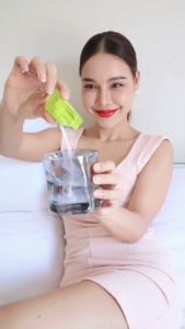 **ไม่ระบุชื่อสินค้าหน้ากล่อง** Six ซิค ผลิตภัณฑ์เสริมอาหาร แบบผง ชงดื่ม อมใต้ลิ้น กรอกปาก เคล็ดลับท่านชาย สมุนไพรปลุกพลังชาย กล่องละ 5ซอง 100Lan-X