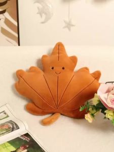 Creative Simulation Leaves Plush Hug Pillow Cartoon Maple Leaves Soft Stuffed Plant Soft Plushies Kids Toys for Girls Home Decor