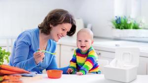 Baby Dispenser Baby Wipe Holder for Fresh Non-Slip Baby Container Refillable Baby Case with Sealing Design Lid (Black)