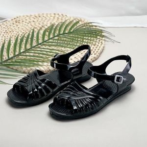 MOMIAN | Durable Outdoor Casual Soft Rubber Womens Sandals