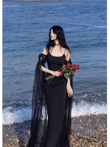 Classy Long Floor-Length Dress with Butterfly Sleeves And Fish-Tail Design in Polyester Fabric round Neck S-Shaped Silhouette