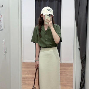 เสื้อเชิ้ตคอโปโลสีเขียวสไตล์ย้อนยุคสำหรับผู้หญิง แขนสั้น ทรงหลวม สไตล์เกาหลี คอคุบากาเนีย ใส่ไปทำงานได้ สีสันสดใส