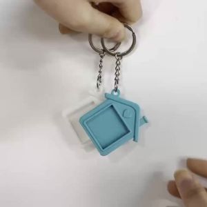 Mini 50mm Eco-Friendly 3D Printed PLA House-Shaped Photo Frame Customizable Picture Keyrings