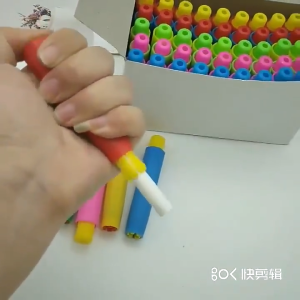 Klip Kapur Tulis Adjustable 5pcs Holder Kapur Anti Debu Bahan Aman Untuk Anak Cocok Untuk Mengajar Belajar Aktivitas Seni