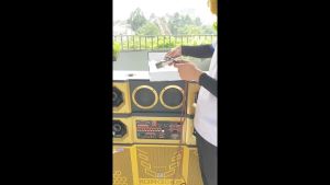 [ Hàng Hot ] Micro có dây Tomahawk Plus 2025 - Mic hàng nhật bãi xịn - Thiết kế bắt mắt sang trọng - Chất âm nhẹ siêu sáng - Bắt âm nhạy chống hú chống nhiễu tốt - Dây dài 5m. Bảo Hành 6 tháng