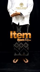 Sarung Pohon Korma & Aksesoris Taman