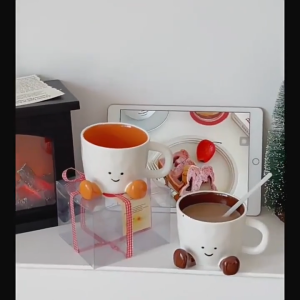 [SG Ready Stock] Creative Smiling Face Ceramic Mug Suitable for girls Cartoon coffee cup Coffee cup with high appearance level Afternoon tea coffee cup