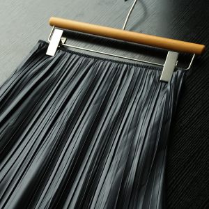 Flowing Light Dance A-line Skirt Silky Softness Hang Feeling Slim Inner Lining