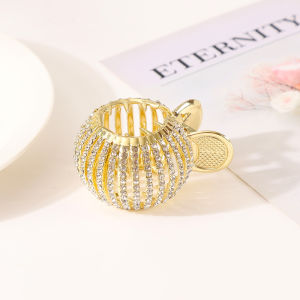 กิ๊บติดผมแบบมีดโลหะสำหรับผู้หญิง กิ๊บติดผมทรงฉลามสุดเก๋ ตกแต่งเพชรเทียม เครื่องประดับผมแฟชั่น ทรงหางม้าสูง