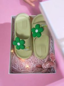 Dép bánh mì nữ quai ngang đế cao 3cm gắn sticker HOA dễ thương chất EVA siêu nhẹ êm chân iDÉP DL261