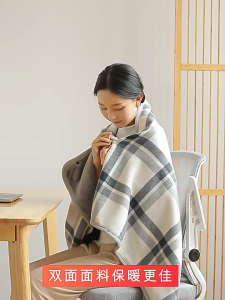 Autumn and winter buttoned office shawl blanket nap blanket thickened air conditioning blanket leg blanket double-layer thickened blanket