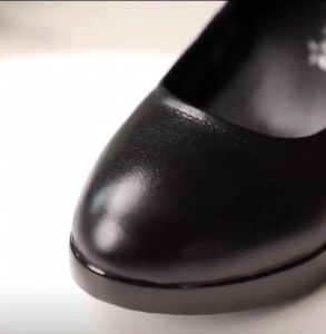 Bestseller Korea Women Fashion Block Heels Hot Mules Sandals New Style Women High Heels 4 to 5 inches Elegant Formal Black and White Sandals with Heels for Wedding On Sale size 35-40