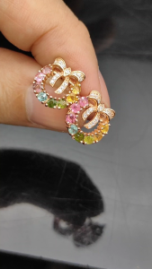 ต่างหูพลอยทัวมารีน (Tourmaline) ตัวเรือนเงินแท้92.5%ชุบพิ้งโกล์ด มีใบรับรองจากทางร้านค้าว่าเป็นพลอยจริง