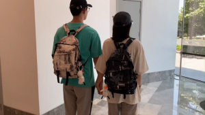 กระเป๋านักเรียนและเป้สะพายหลัง ดีไซน์เท่ๆ ขนาด15นิ้ว ผ้าไนลอน จุของได้เยอะ ออกแบบมาสําหรับทั้งเด็กชายและเด็กหญิง