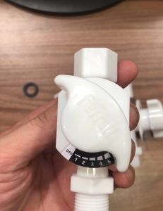 Van khóa máy nước nóng trực tiếp Ferroli chính hãng dùng để đóng mở và điều chỉnh lưu lượng nước cho các loại máy nước nóng trực tiếp