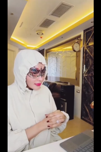 GLUGHAVA PUSAT Body Serum 100ml - Body Whitening Glow Up 10%Niacinamide 3%Tranexamic Acid