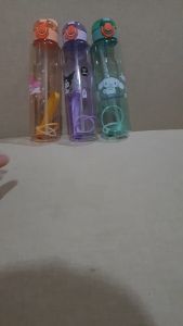 BOTOL MINUM / TEMPAT MINUM / TUMBLER ANAK 650ml DENGAN SEDOTAN DAN TALI PENDEK KARAKTER KUROMI MY MELODY & CINNAMONROLL