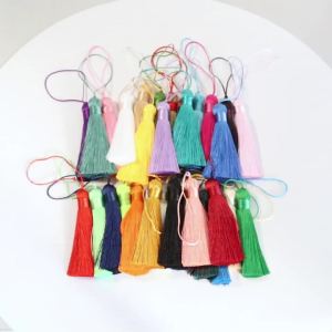 6pcs/lot Colorful Silk Tassel Fringe Brush Handmade Soft Mini Tassels with Loops For DIY Craft Jewelry Making Souvenir Bookmark