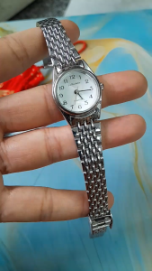 Đồng hồ nữ La Rochele second hand si nhật- đã qua sử dụng
