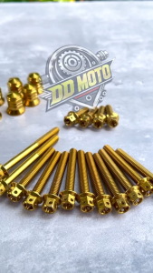 น็อตแคร้ง+น็อตเสื้อสูบฝาสูบ(ชุด10ตัว)ลายเจดีย์ งานเลสแท้สีทอง สำหรับ Dash LS มีแยกขาย