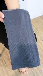 KG8002 Knee Guard support Knee Brace Pelindung luntut 护膝 关节 保暖炎老寒腿磁疗加热敷防寒