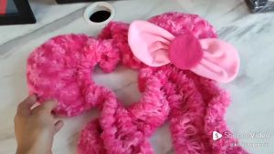 Hello Kitty Karakter Bando TV LED 50-55 Inch Model Pita