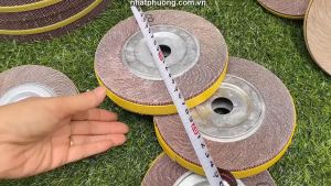 Bánh Nhám Xếp 200mm